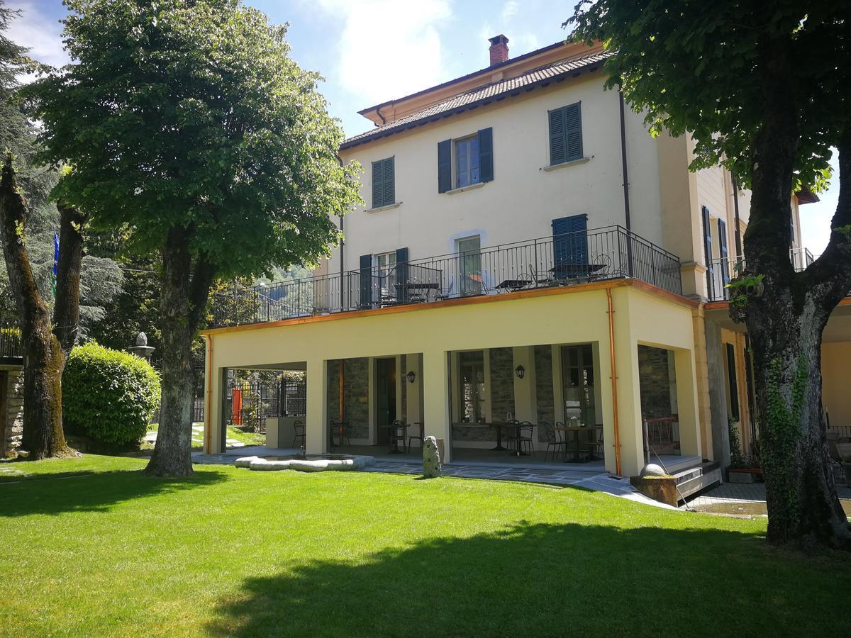 โรงแรมลา ตอเร Castiglione d'Intelvi ภายนอก รูปภาพ